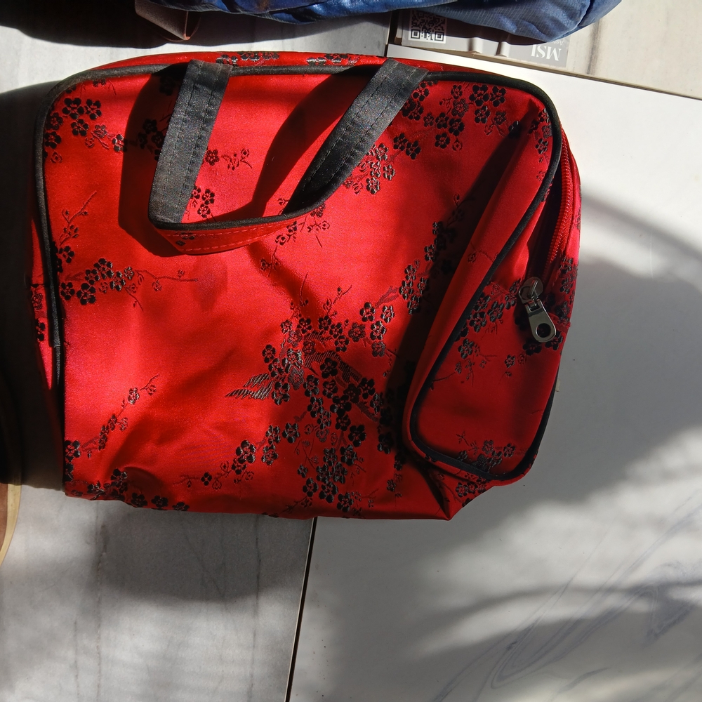 Elegant Red Floral Cosmetic Bag